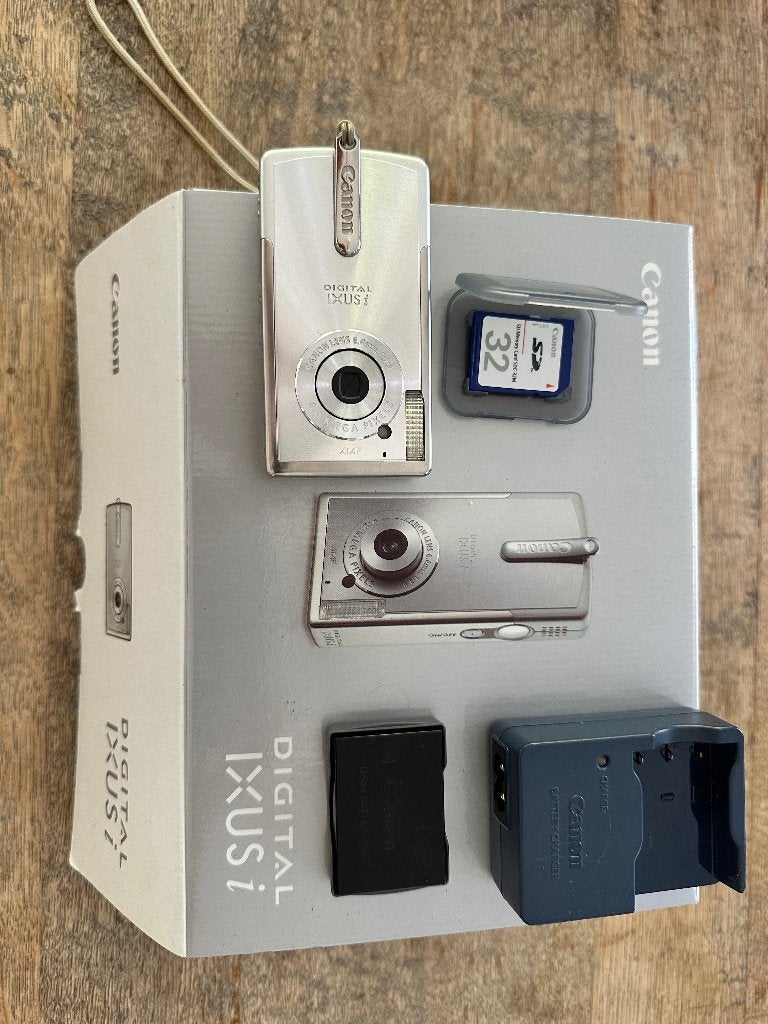 Canon Digital IXUS i + Accessoires, Batterie, Canon, Enlèvement, Utilisé