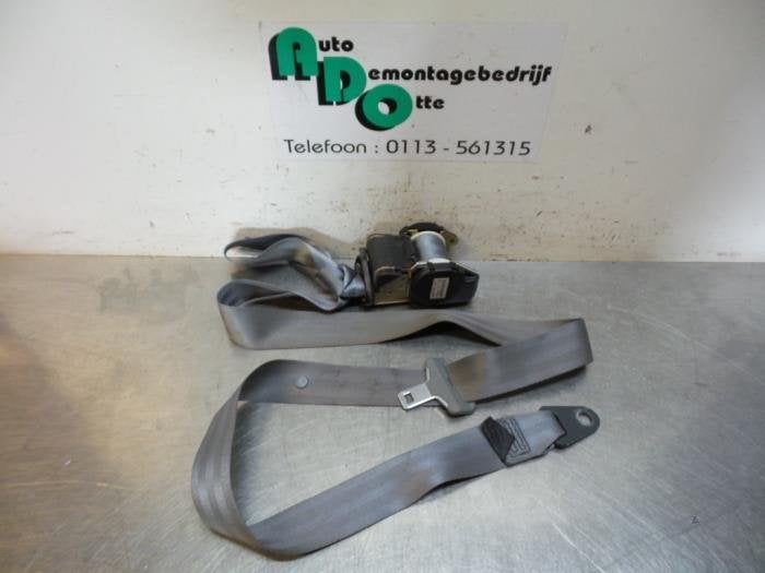 Ceinture de sécurité avant droite d'un Peugeot 406 (406 95, -, 3 mois de garantie, Utilisé, -