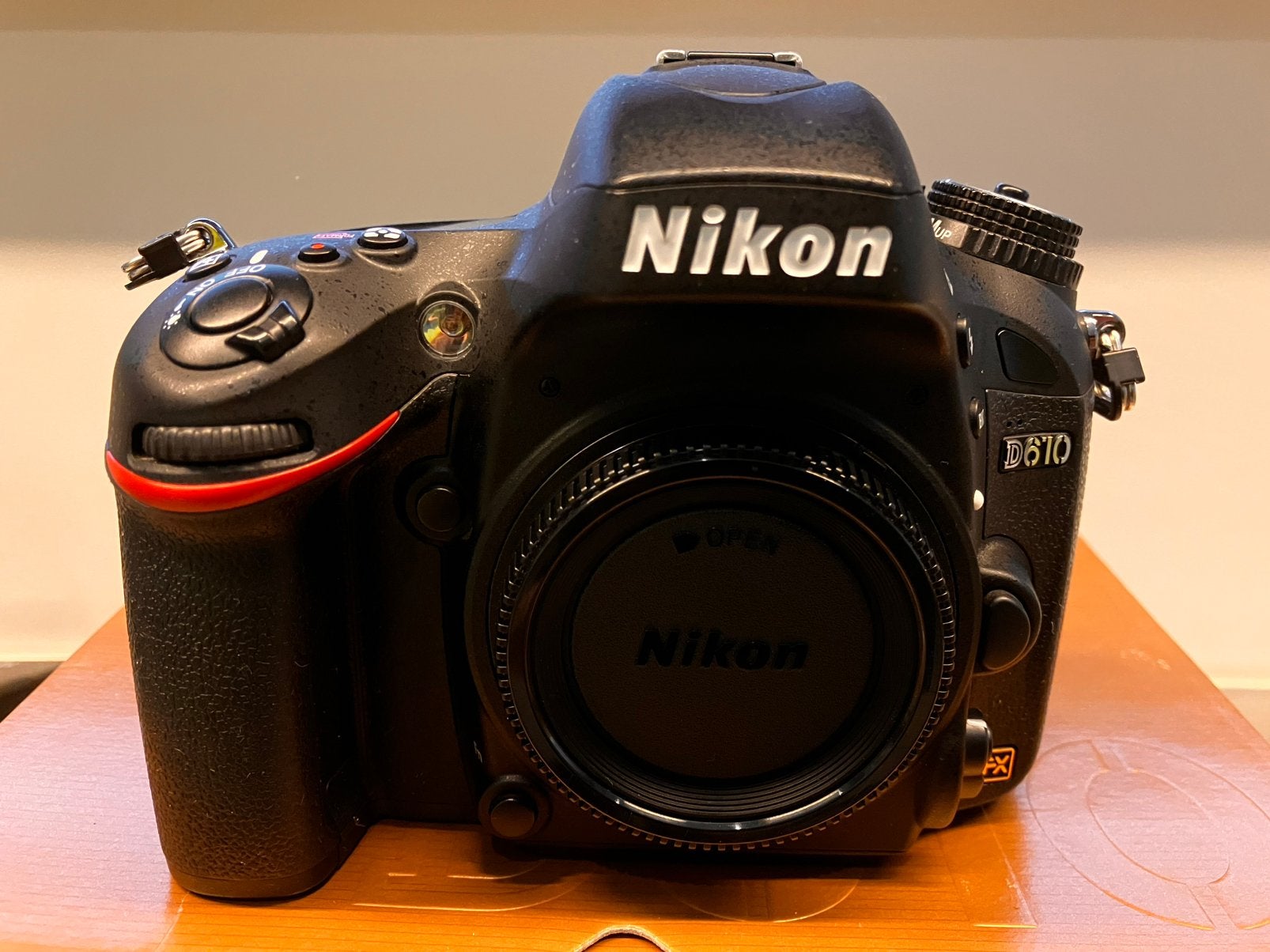 Nikon D610 FX Body, Audio, Tv en Foto, Ophalen, Zo goed als nieuw, Spiegelreflex, Nikon