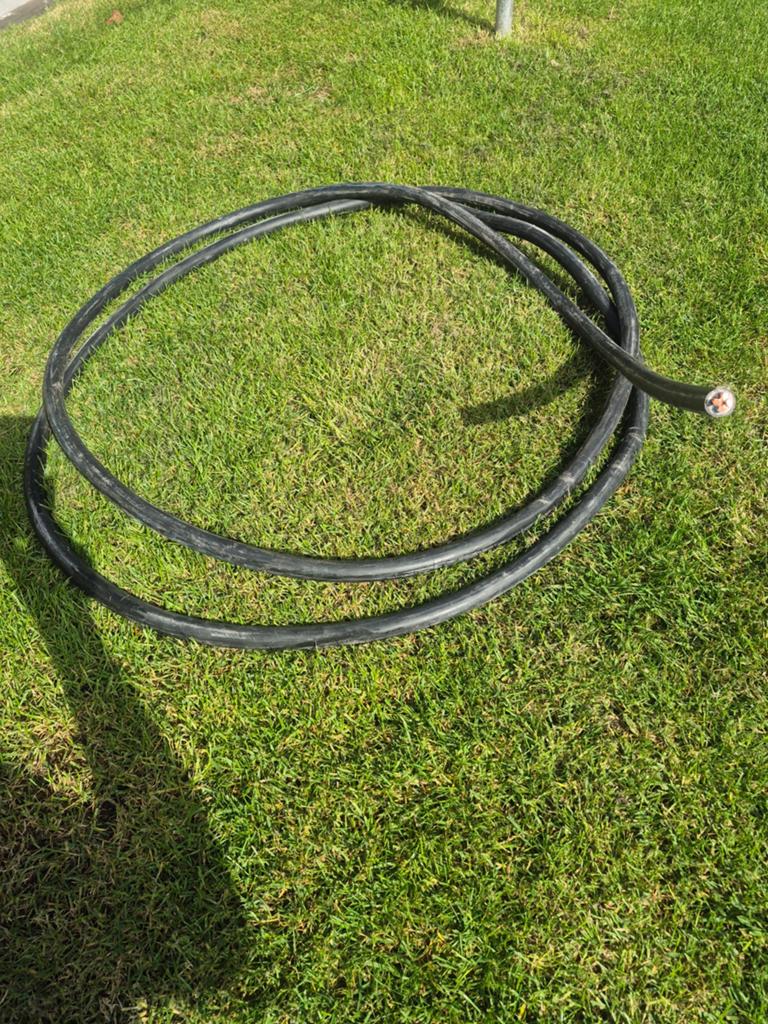 Nexas 4x25 zware elektriciteits kabel, Doe-het-zelf en Bouw, Elektriciteit en Kabels, Ophalen