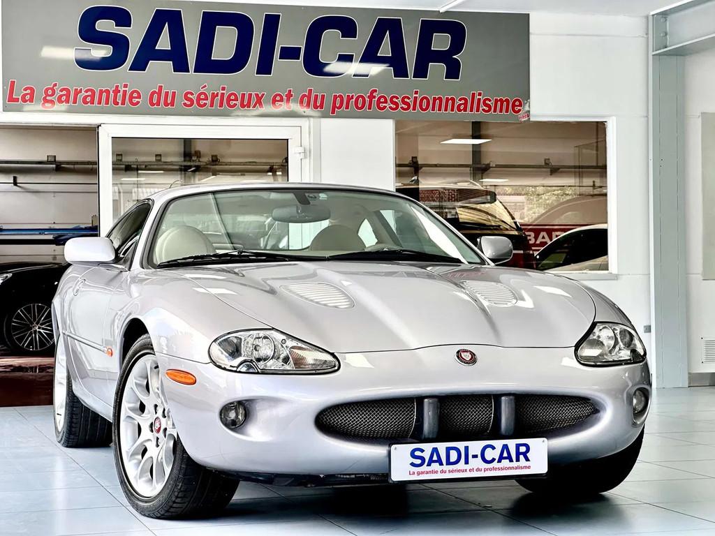 Jaguar XKR 4.0i V8 Supercharged 363cv - 32v S/C (bj 2001), Auto's, Jaguar, 4 zetels, Gebruikt, 1650 kg, https://public.car-pass.be/vhr/680cc04a-b012-44b0-9061-86f3ed0c7c12