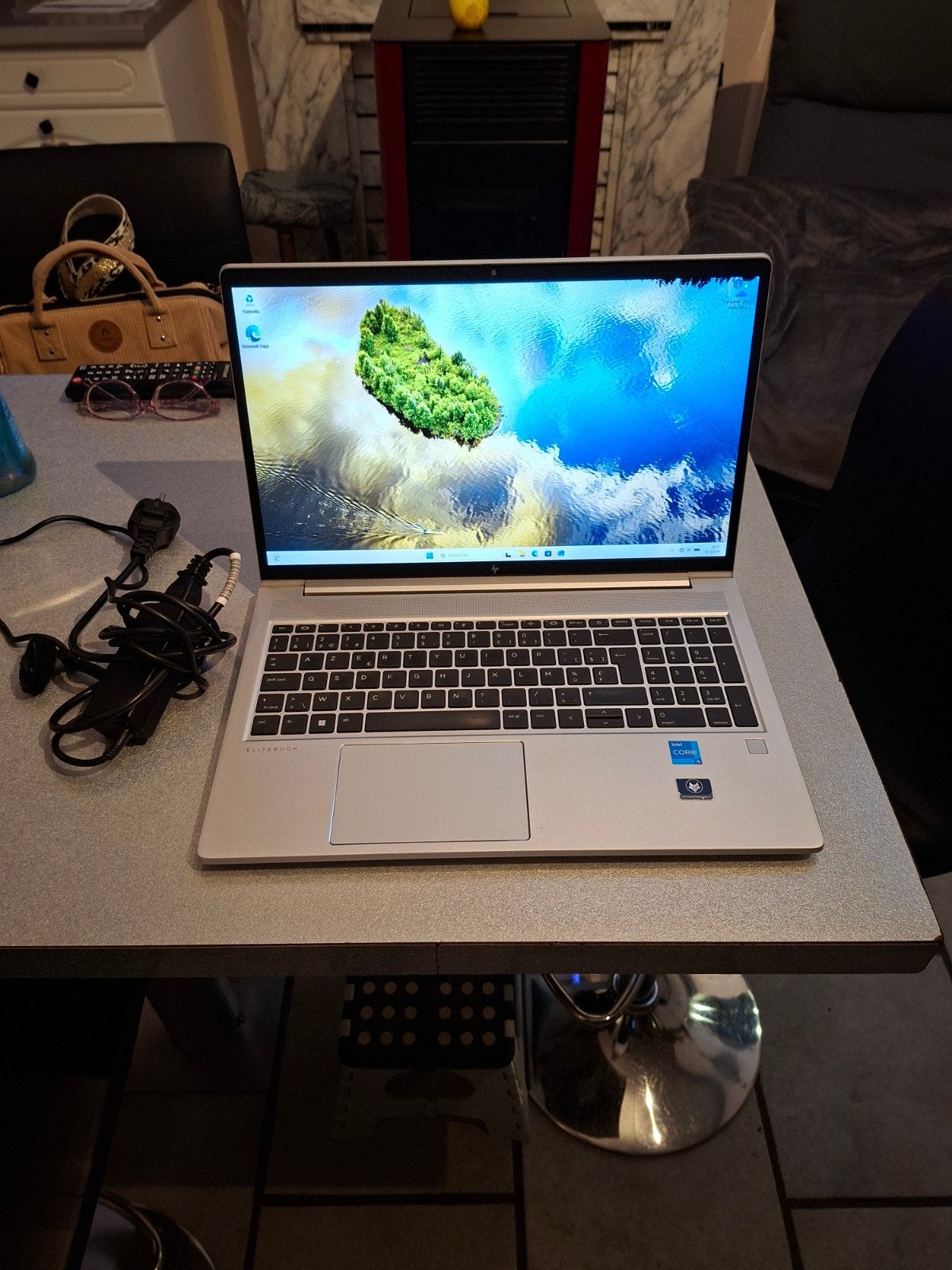 HP EliteBook 650 G9 i5 12e generatie
NVMe SSD met 16 GB RAM, Computers en Software, Ophalen, 16 GB