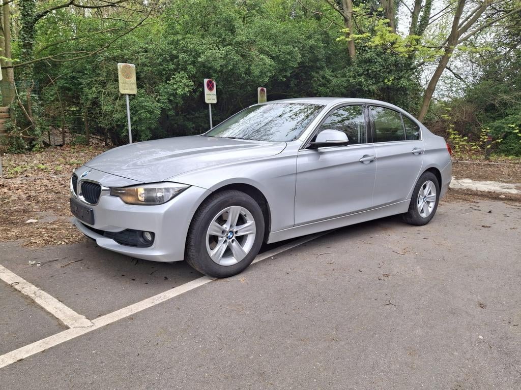 BMW 316d Berline, Cuir, Achat, Boîte manuelle, 5 portes