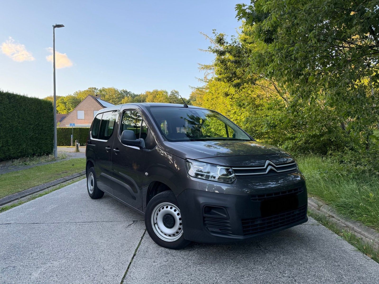 Citroën Berlingo 2019 93.000 km, Argent ou Gris, Achat, Euro 6, Boîte manuelle