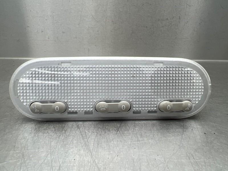 PLAFONNIER AVANT Nissan Note (E12) (|8200073234|), Autos : Pièces & Accessoires, Éclairage, Nissan, Utilisé
