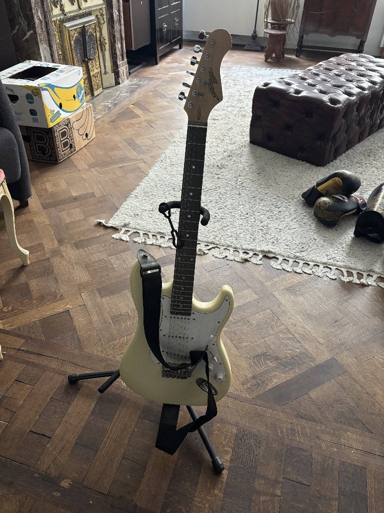 Elektriche gitaar - Johnny Brook, Musique & Instruments, Instruments à corde | Guitares | Électriques, Enlèvement, Utilisé, Autres marques