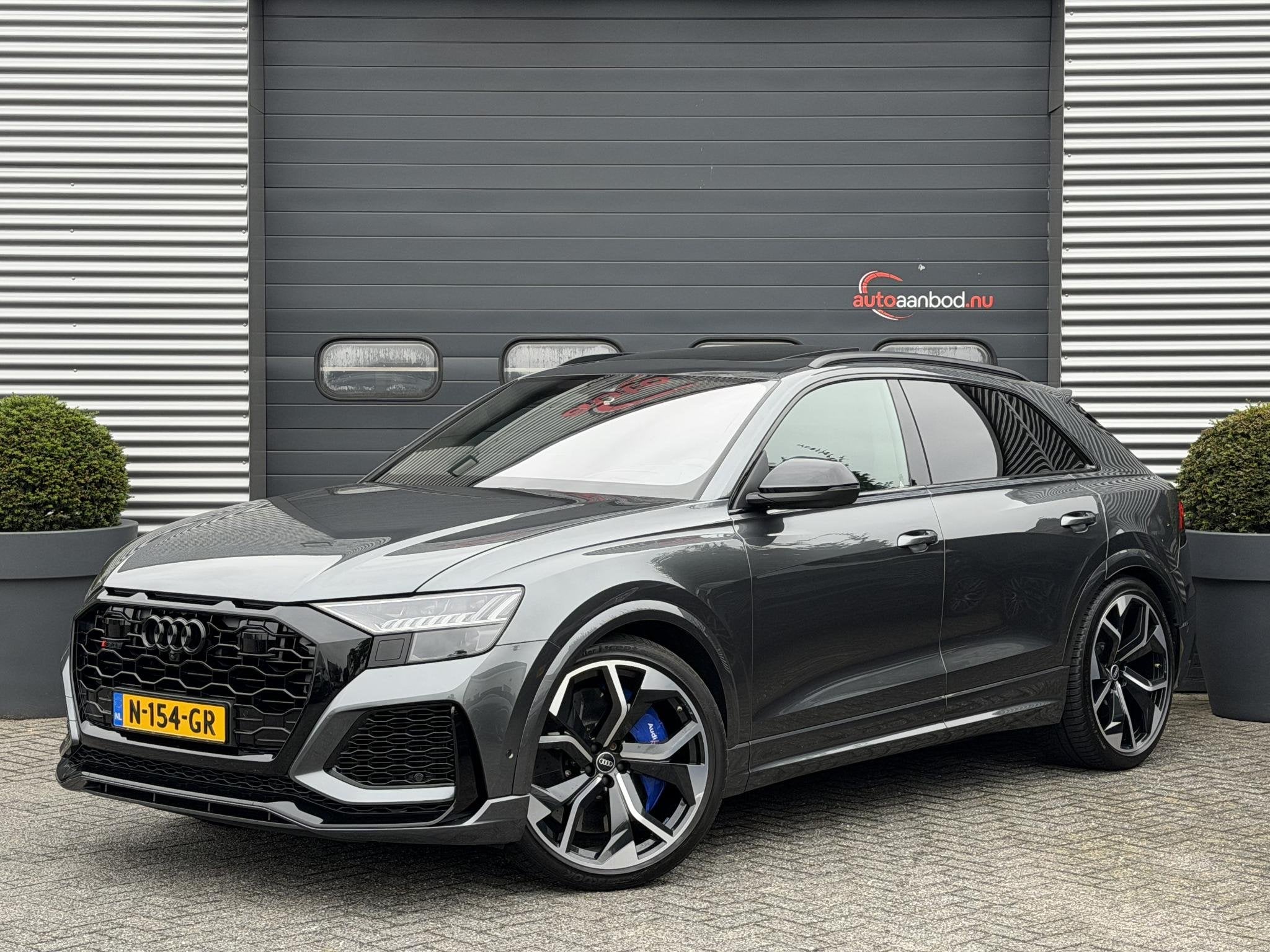 Audi RS Q8 4.0 TFSI RS Q8 quattro | Akrapovic | RS Dynamic |, Auto's, 305 g/km, Leder, Bedrijf, 5 zetels