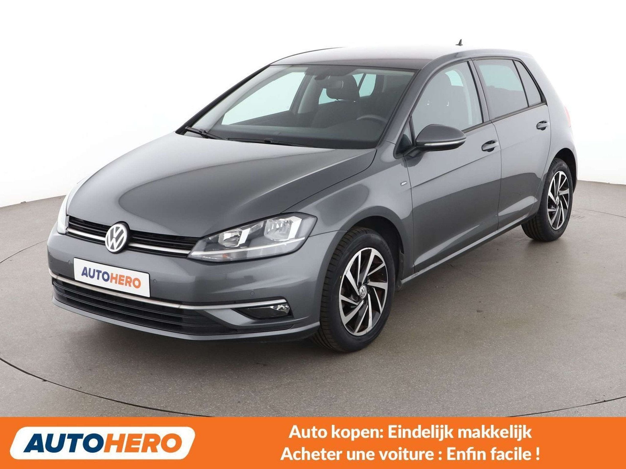 Volkswagen Golf 1.0 TSI Join (année de construction 2018), Autos, Argent ou Gris, Achat, Noir, 131 g/km