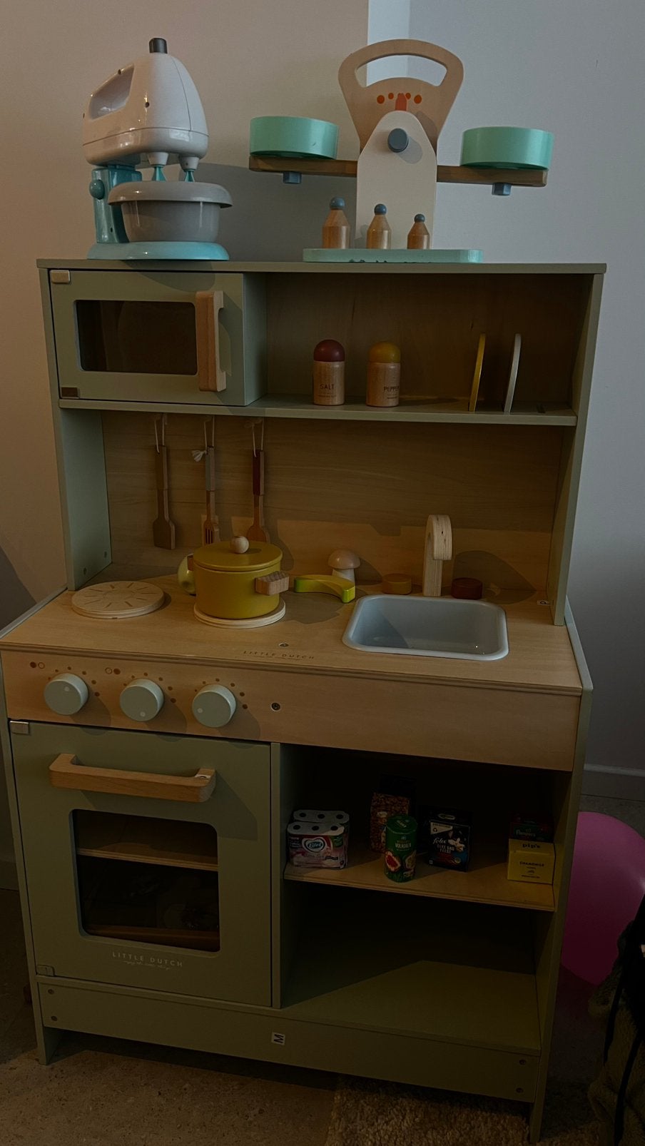 Little dutch keukentje met toebehoren zoals op foto, Ophalen, Gebruikt, Hout, Speelkeuken