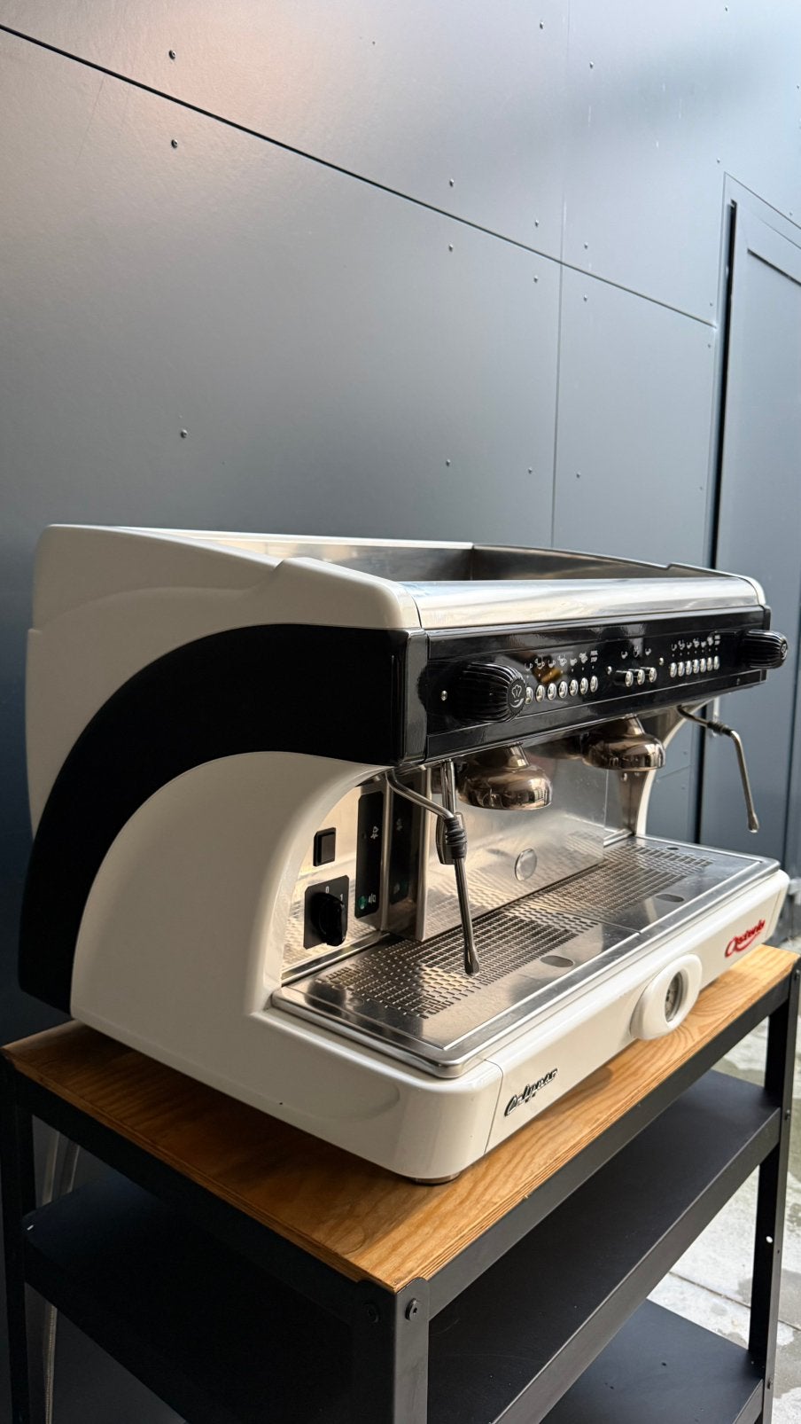 Machine à café professionnel Horeca Astoria + moulin Mazzer, Articles professionnels, Enlèvement