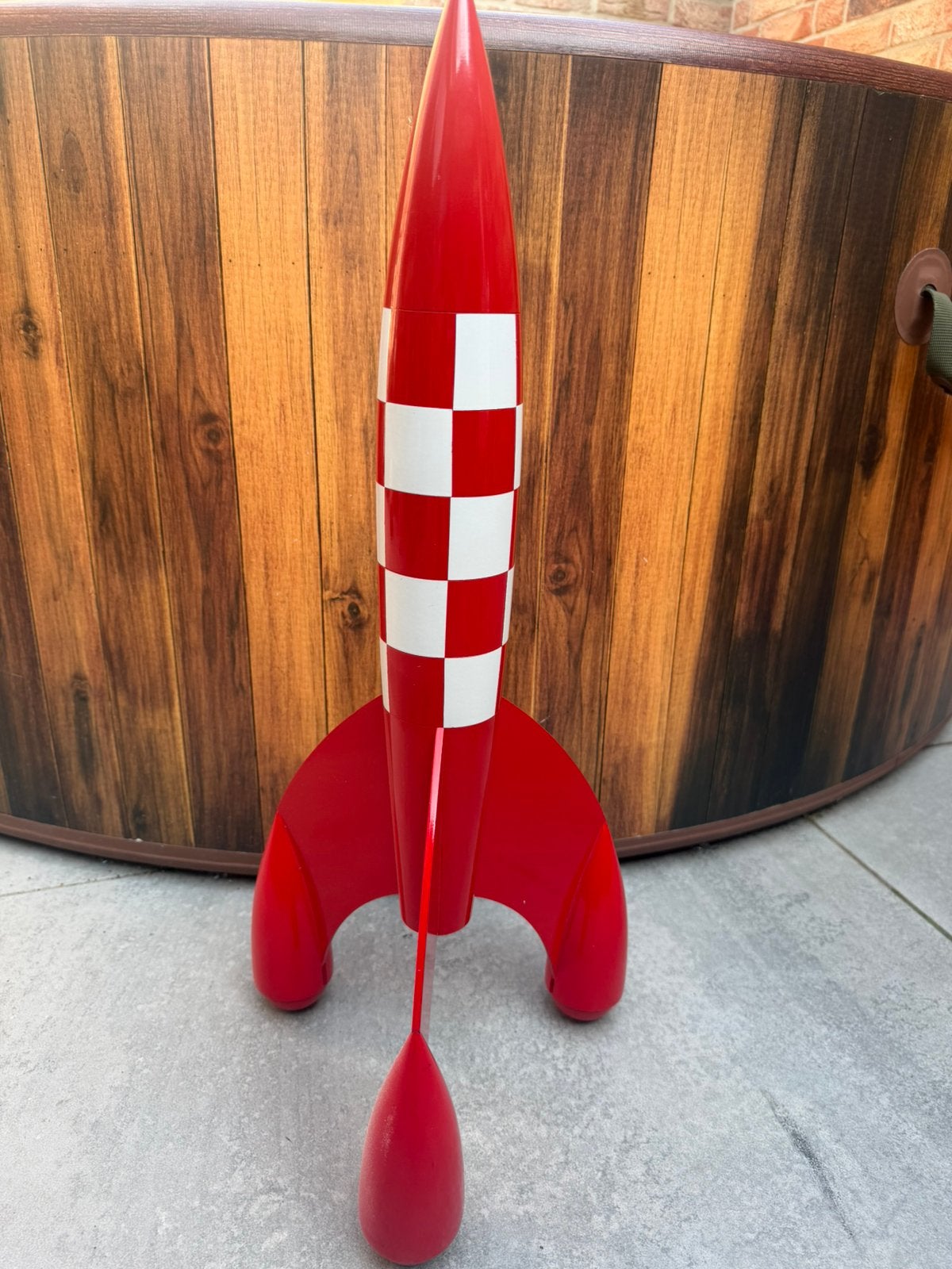 Tintin Moon Rockette/Fusée Tintin Moulinsart 67 cm (1998), Enlèvement ou Envoi, Sculpture, Rouge
