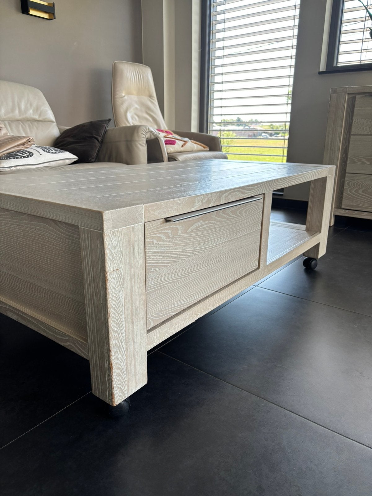 Salontafel, Ophalen, Gebruikt