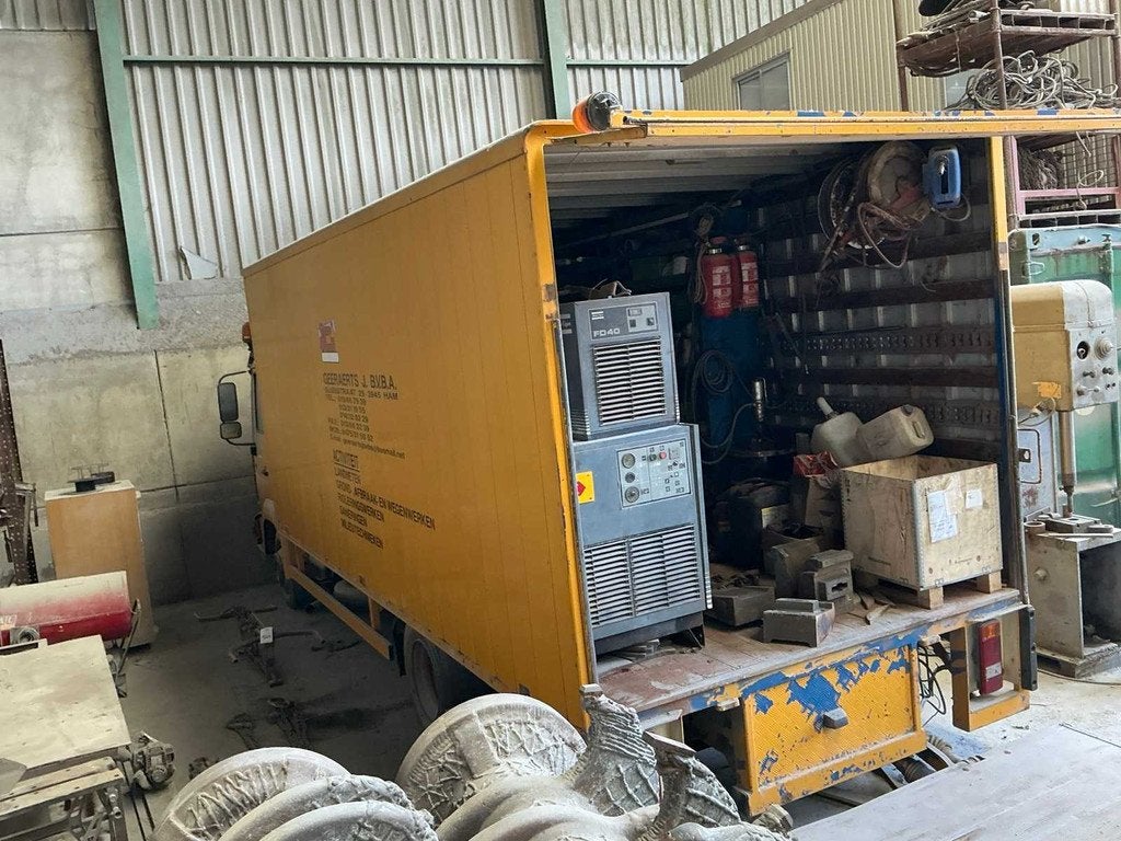 HOMME L84F Camion, Autos, Camions, Entreprise, MAN, Autres carburants
