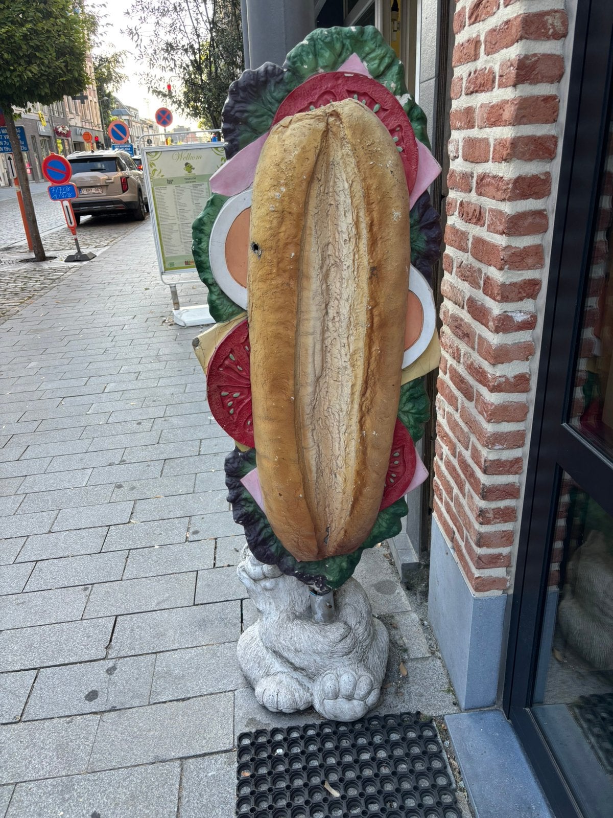 Belegt broodje  met lichte schad zie foto Gratis, Enlèvement, Comme neuf