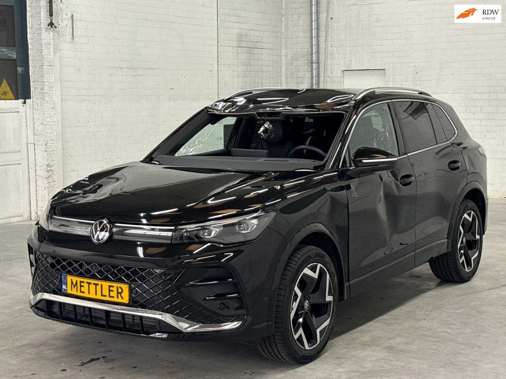 Volkswagen Tiguan 2.0 TDI R-Line Edition 4Motion | Memory se, Cuir, Achat, Entreprise, 1968 cm³