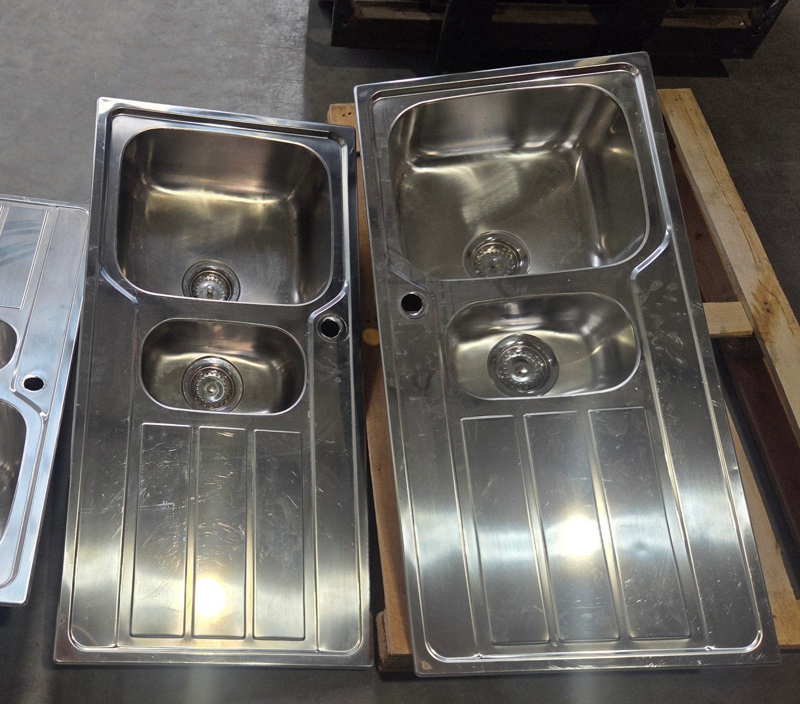 Spoelbal (2 stuks of per stuk), Ophalen, Zo goed als nieuw, Inox, Wastafel