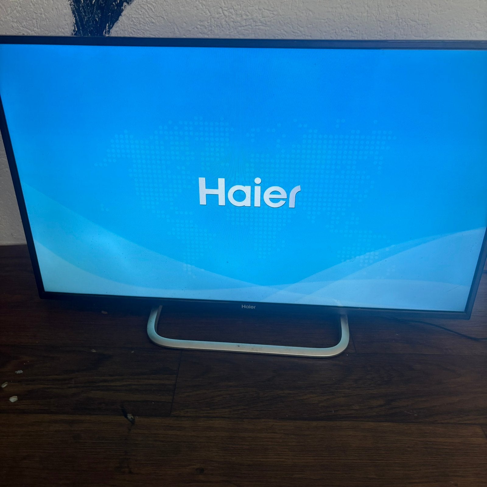 Prenez Haier TV comme ça, TV, Hi-fi & Vidéo, Télévisions, Autres marques, LCD, Comme neuf, Enlèvement