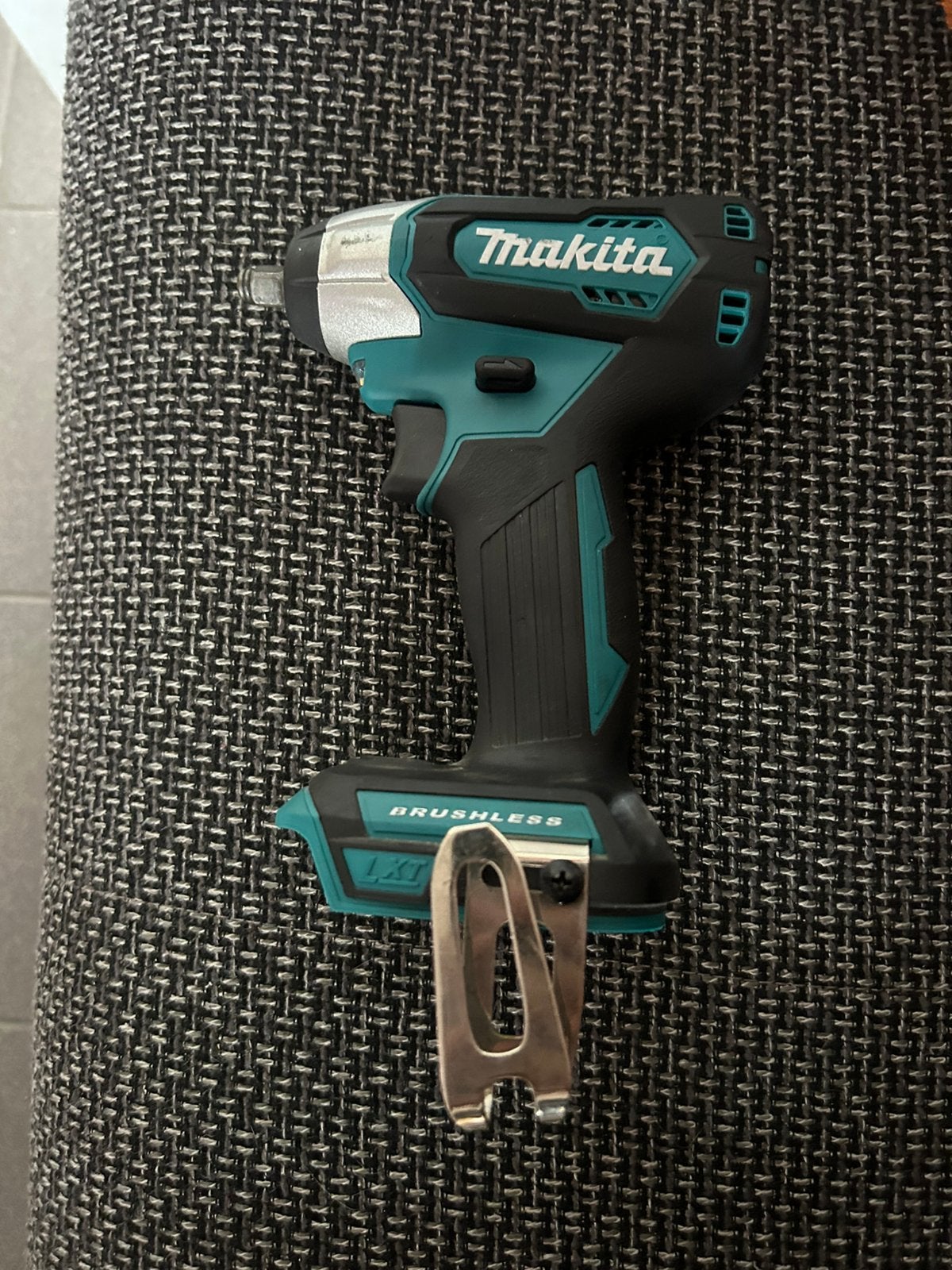 Makita slagmoersleutel met batterij, Bricolage & Construction, Outillage | Foreuses, Enlèvement, Comme neuf