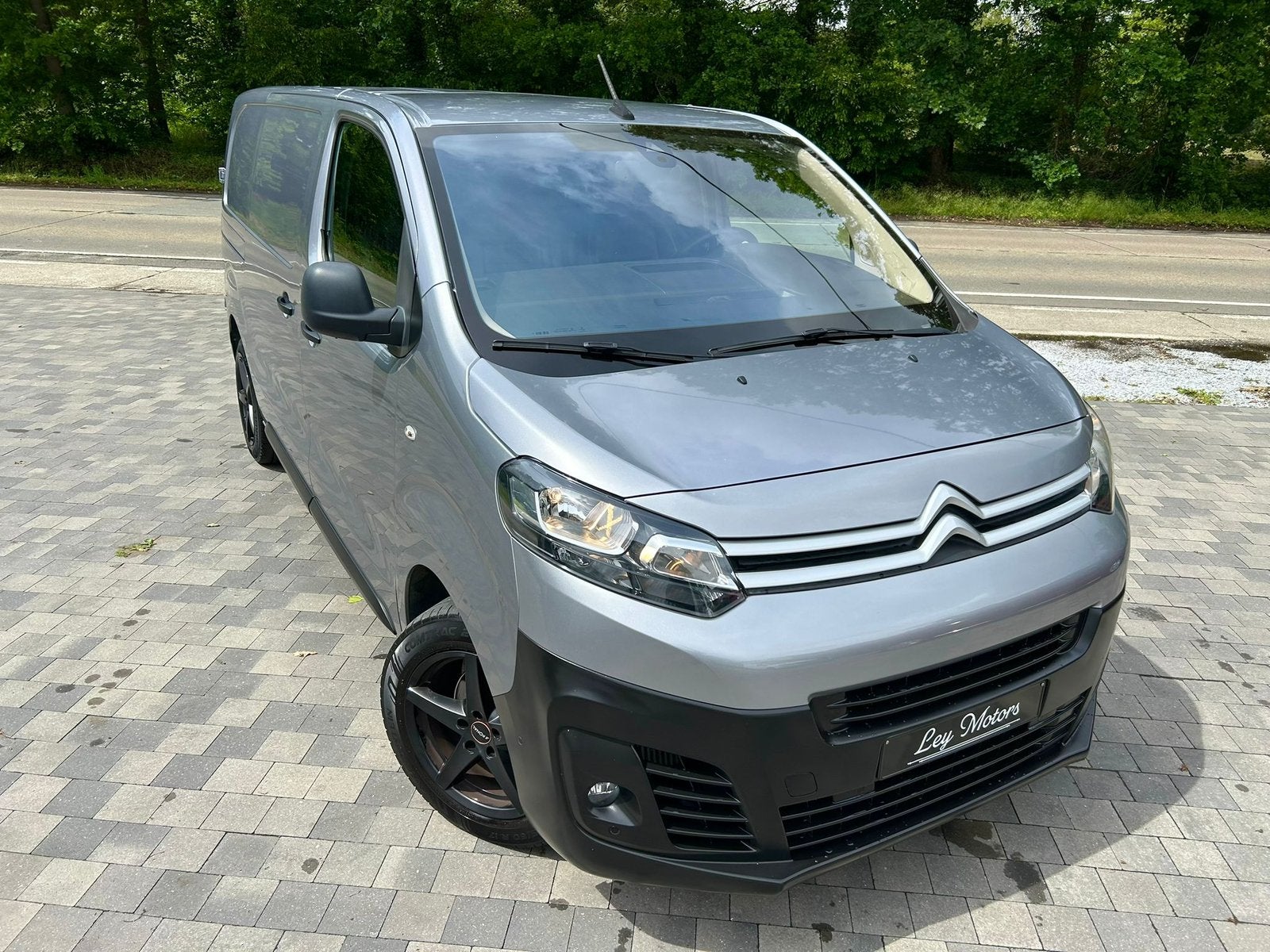 CITROEN JUMPY | LICHTE VRACHT | 3 ZIT, Euro 6, Citroën, Leder, Bedrijf