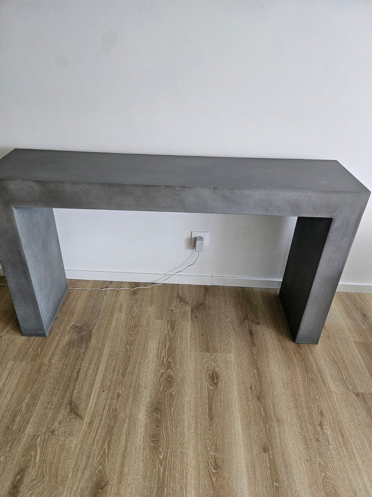 Console mineral beton maison du monde comme neuve, Enlèvement