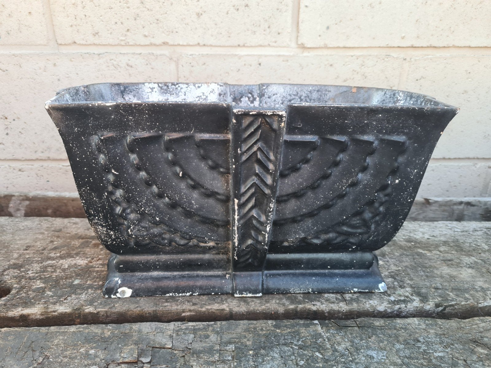 vase de jardin art déco en fonte, Enlèvement