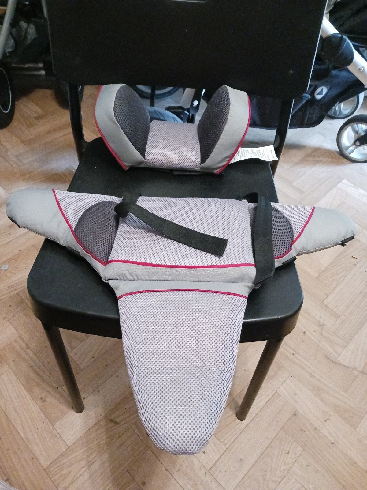 Thule baby Supporter pour remorque de vélo, Enlèvement