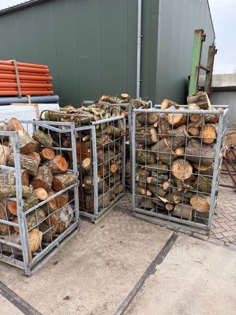 2377. Kachelhout, Tuin en Terras, Brandhout, Ophalen