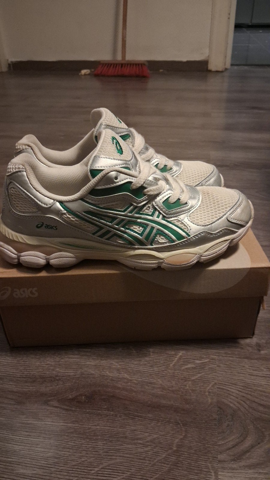 Asics gel nyc, Overige kleuren, Nieuw, Ophalen of Verzenden, Sneakers