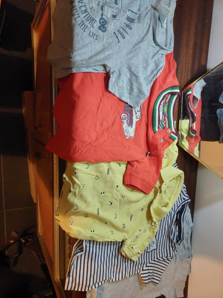 Pakket t´shirt maat 98/104, Ophalen, Zo goed als nieuw, Jongen, Shirt of Longsleeve