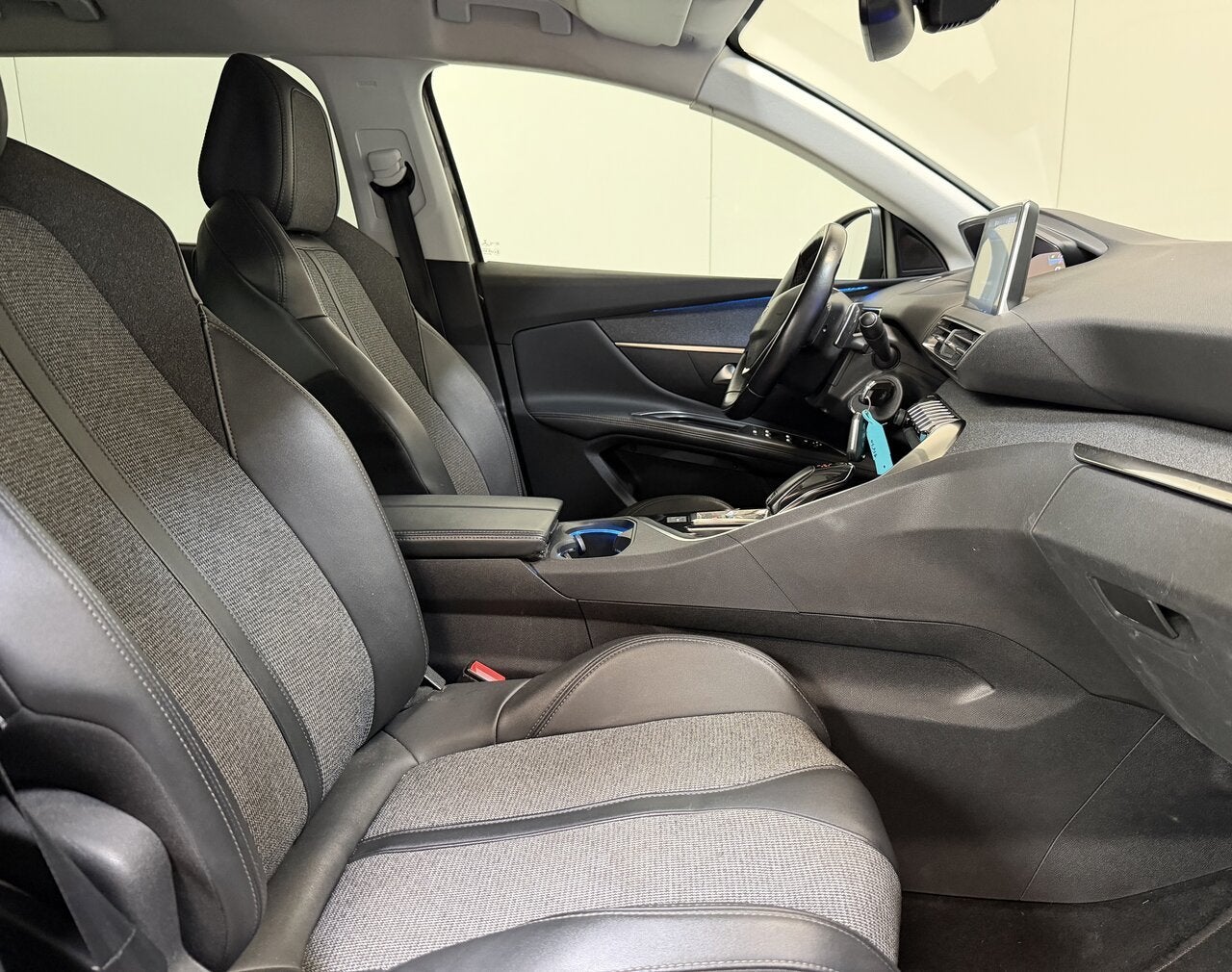Peugeot 5008 1.5 HDI Autom. - 7 Pl - Allure - Topstaat!, Auto's, Peugeot, 4 deurs, Euro 6, 4 cilinders, 0 kg