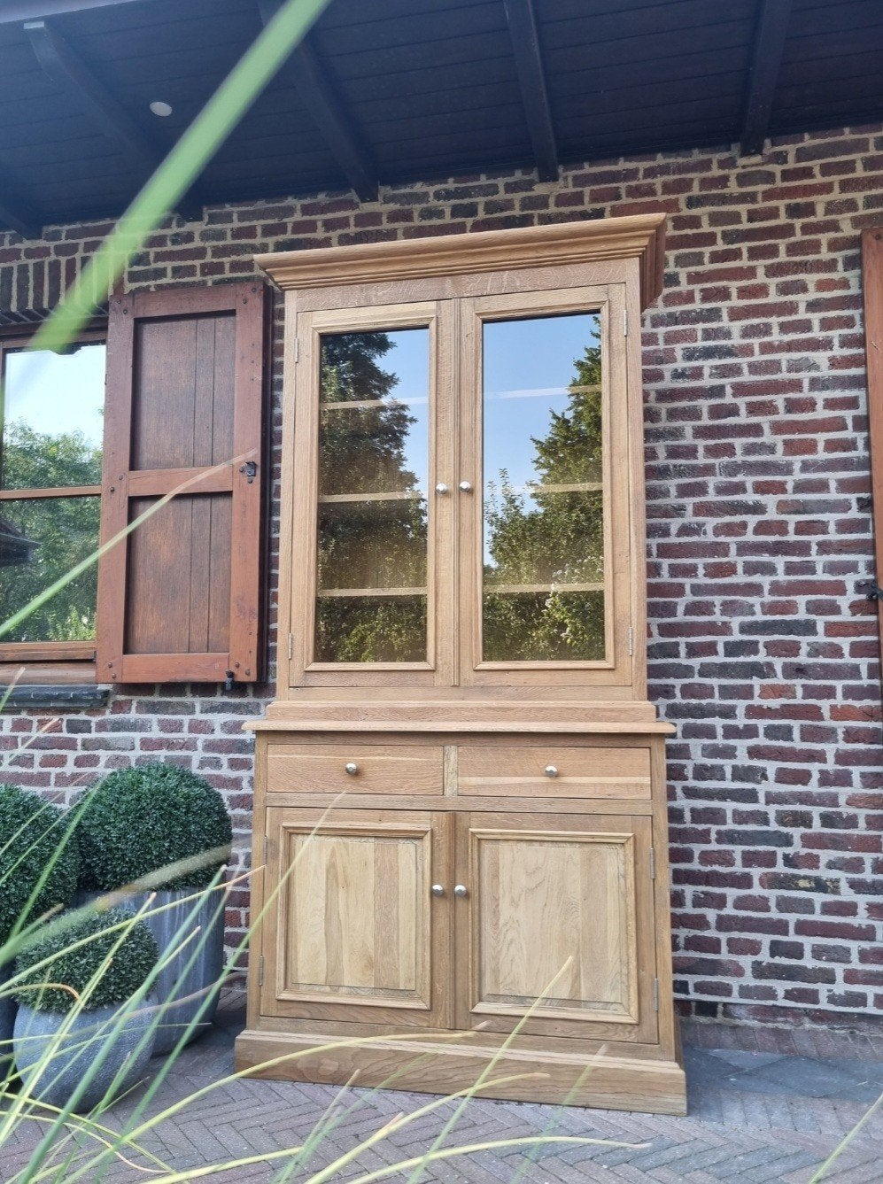 buffet/vitrine en chêne ART :, 25 à 50 cm, ., Enlèvement, Chêne