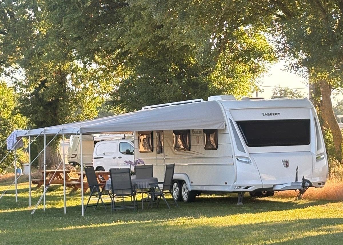 Tabbert bellini vip 640 profi caravan, Tabbert, Frans bed, Particulier, 6 tot 7 meter