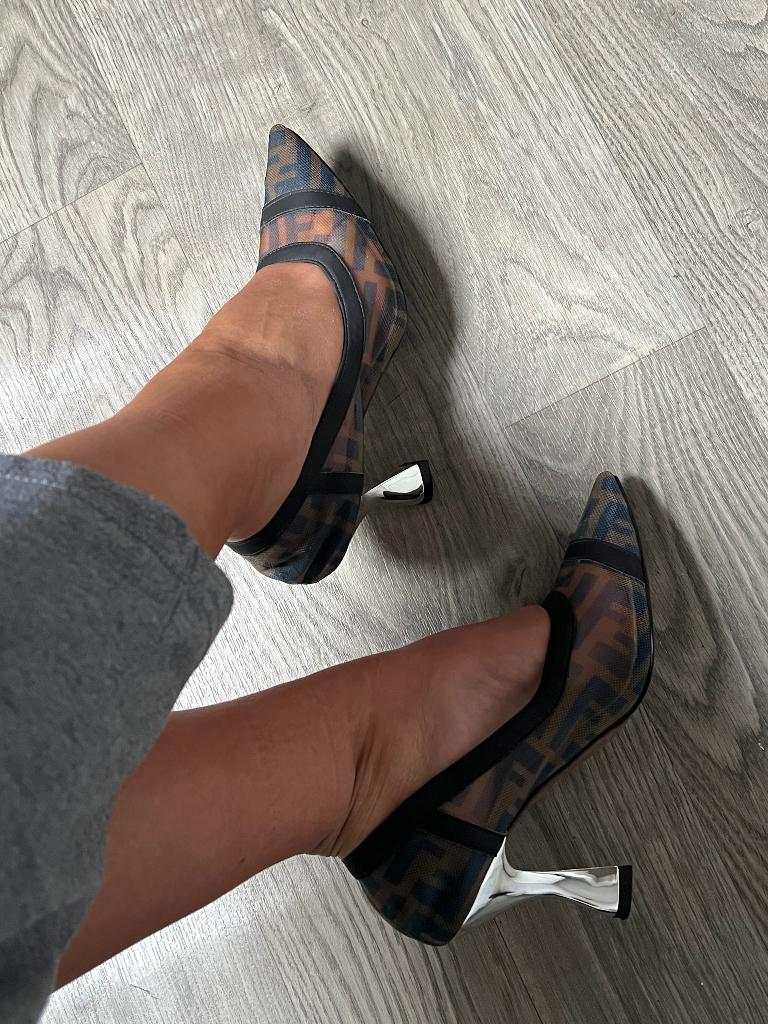 Fendi hakken mt 38, Vêtements | Femmes, Escarpins, Fendi, Comme neuf, Brun