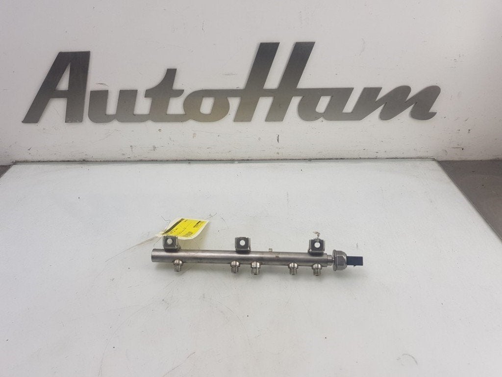 INJECTIEGALERIJ BMW 3 serie (E90) (|13537562474|7562474|), Gebruikt, BMW