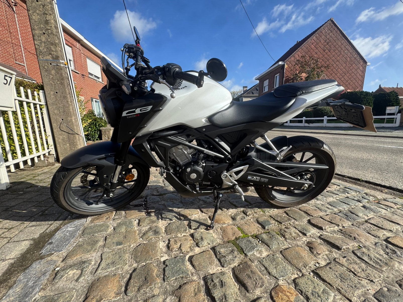 CB125R à vendre, Motos, ABS, Permis Moto A1 minimum, 1 cylindre, Manuelle