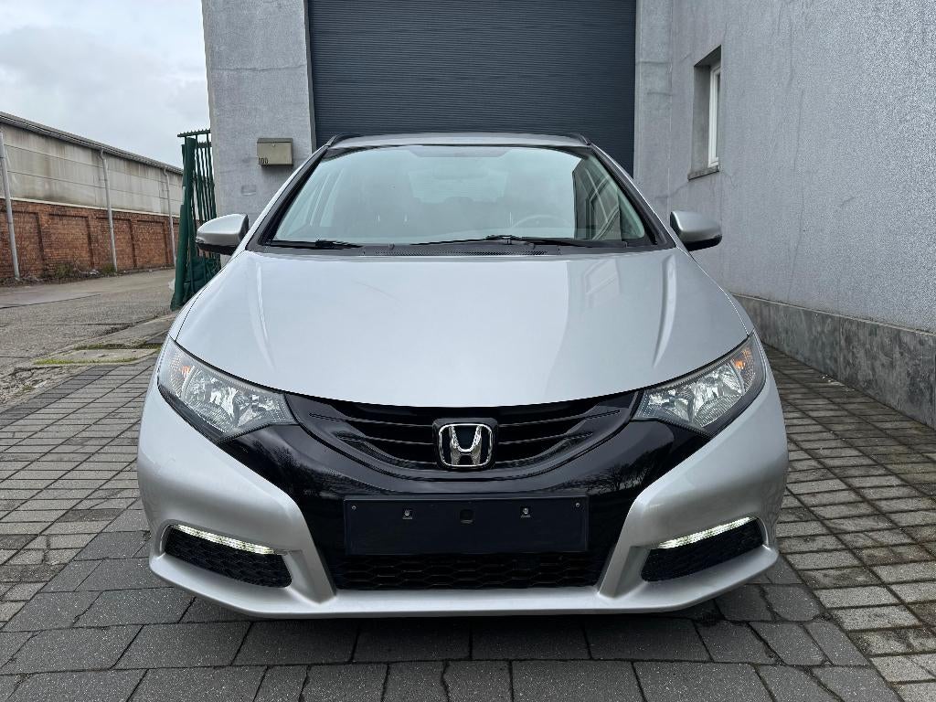 HONDA CIVIC 1.8i ESSENCE 2014 AVEC 60000 KM GARANTIE DE 1 AN, Autos, Honda, Achat, Entreprise, Boîte manuelle, Tissu
