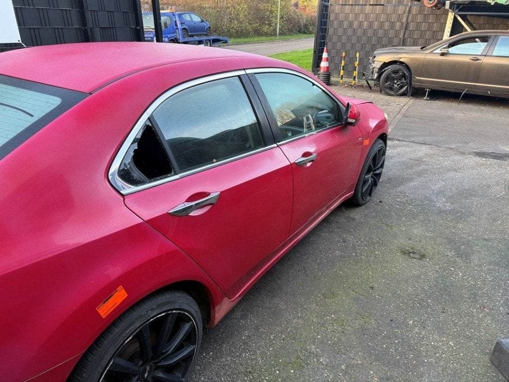 PORTE DROITE ARRIÈRE Honda Accord (CU) (01-2008/06-2015), Hanauer Landstraße  222-224
60314  Frankfurt am Main, DE, Honda, Utilisé