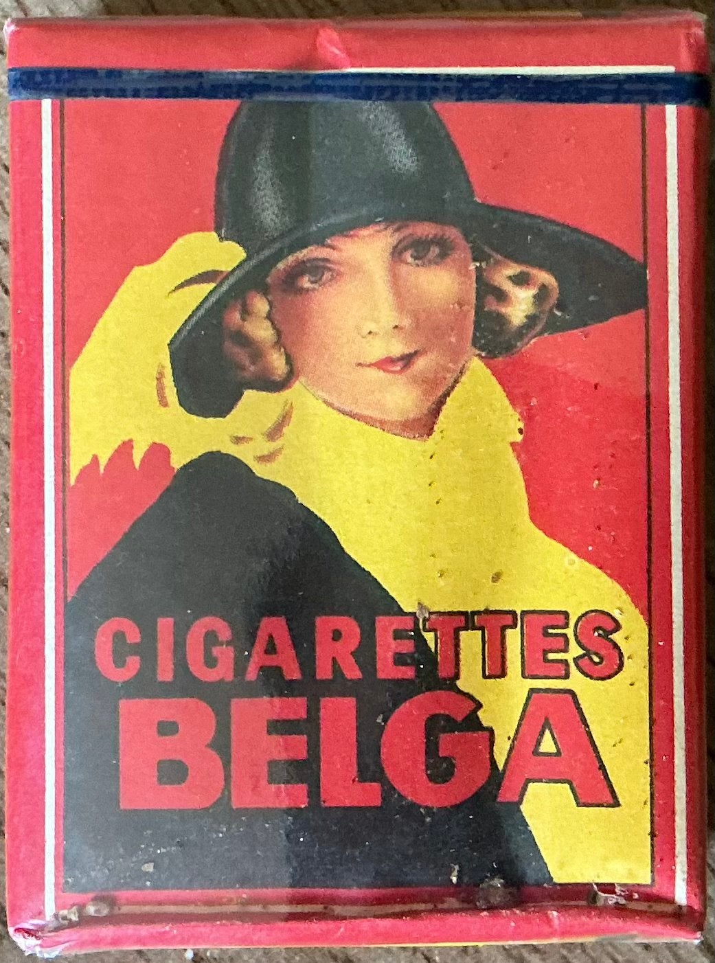Cigarettes VANDER ELST/BELGA et paquet de cigarettes, Enlèvement ou Envoi, Comme neuf, Boite à tabac ou Emballage