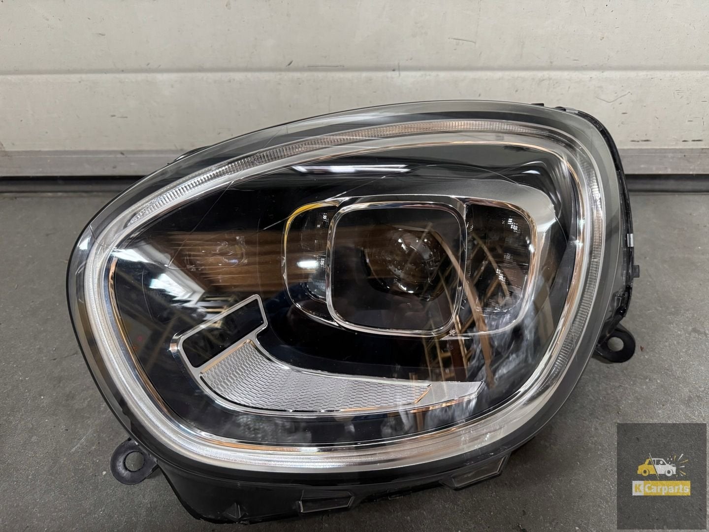 Mini Countryman F60 Full LED LiftLight Links, Customer.service@mini.co.uk, BMW AG, Petuelring 130
80788  Munich, DE, Mini