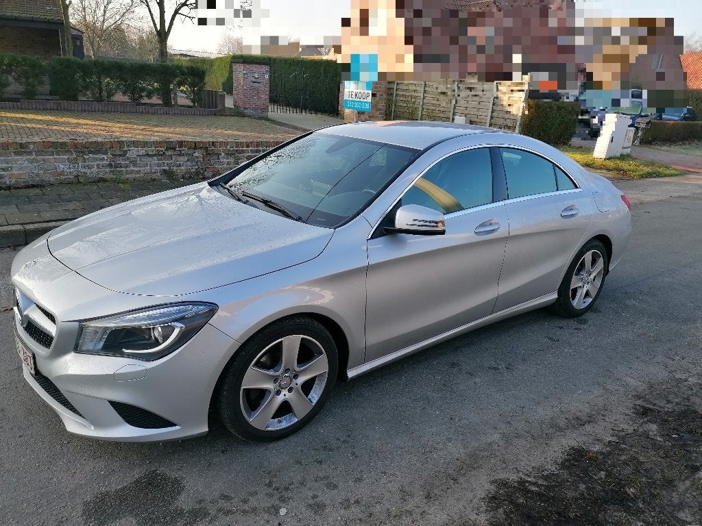 Auto Mercedes CLA 180 CDI zilvergrijs metallic, Autos, Achat, Ordinateur de bord, Boîte manuelle, Alcantara