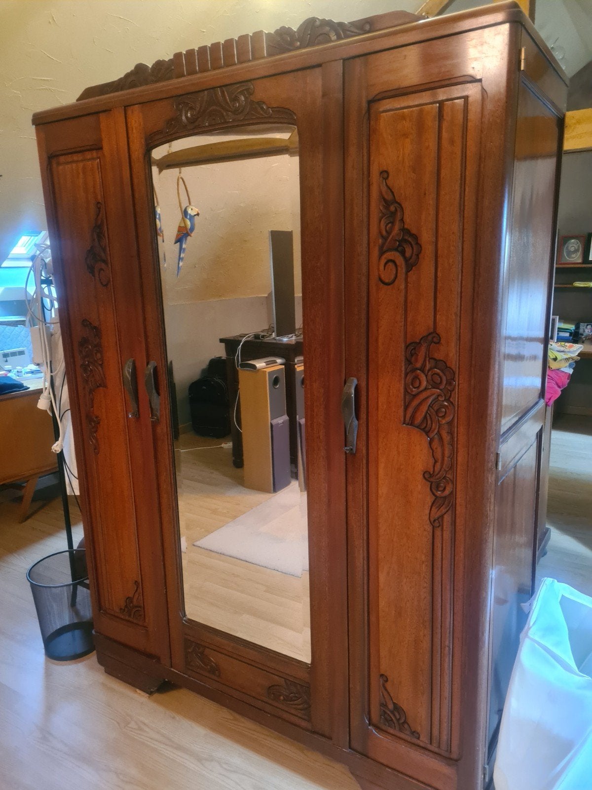 ancienne armoire à venir démontrer, Antiquités & Art, Enlèvement ou Envoi