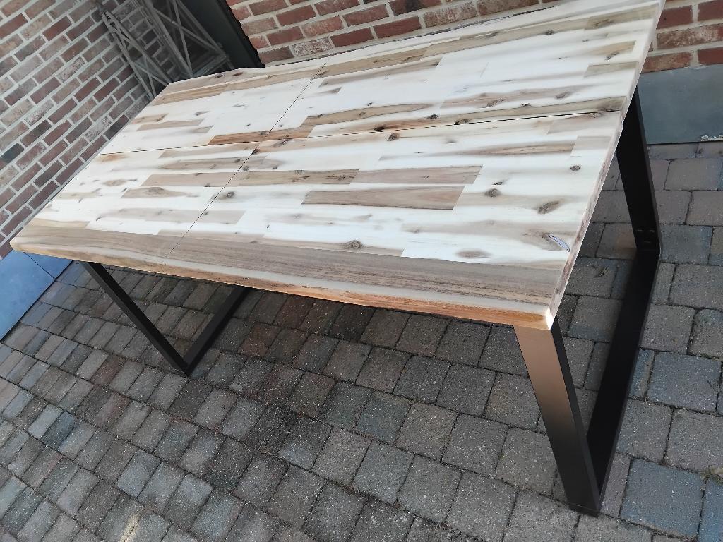 tuintafel massief hout en 4 stoelen alles nieuw, Ophalen, Nieuw, Hout