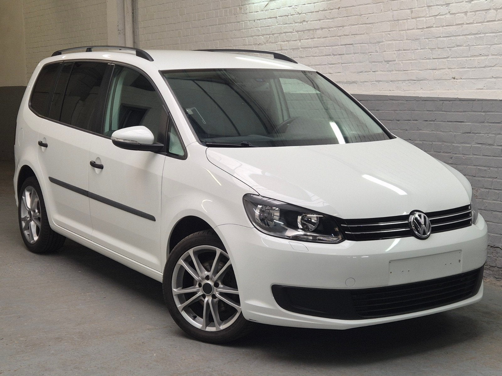 Vw Touran 1.2TSi 11/2014-7plaatsen-Topstaat-Garantie, Zwart, 4 cilinders, Handgeschakeld, 5 deurs