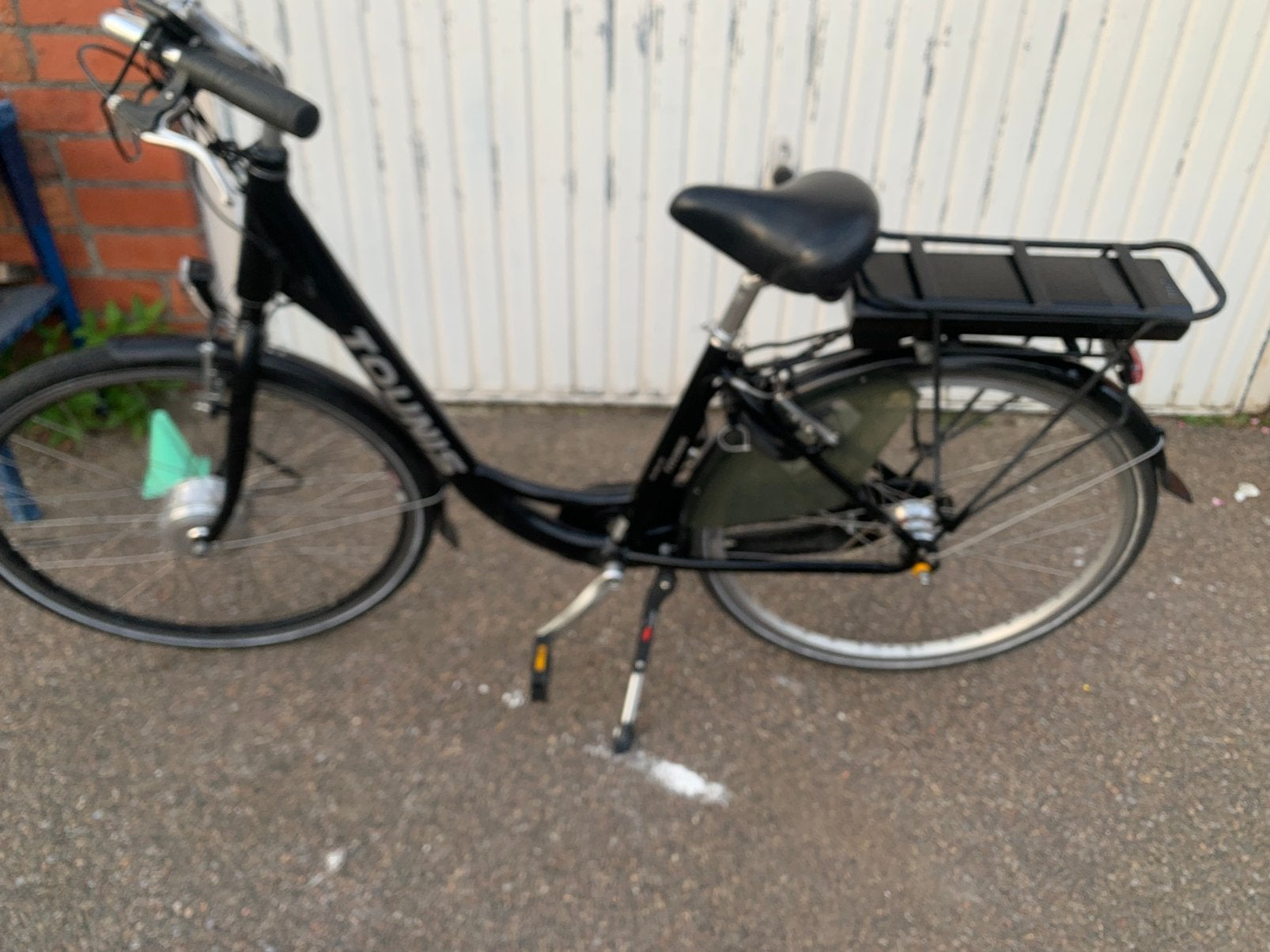 Damesfıets E bike tounıs, Fietsen en Brommers, Ophalen, Zo goed als nieuw