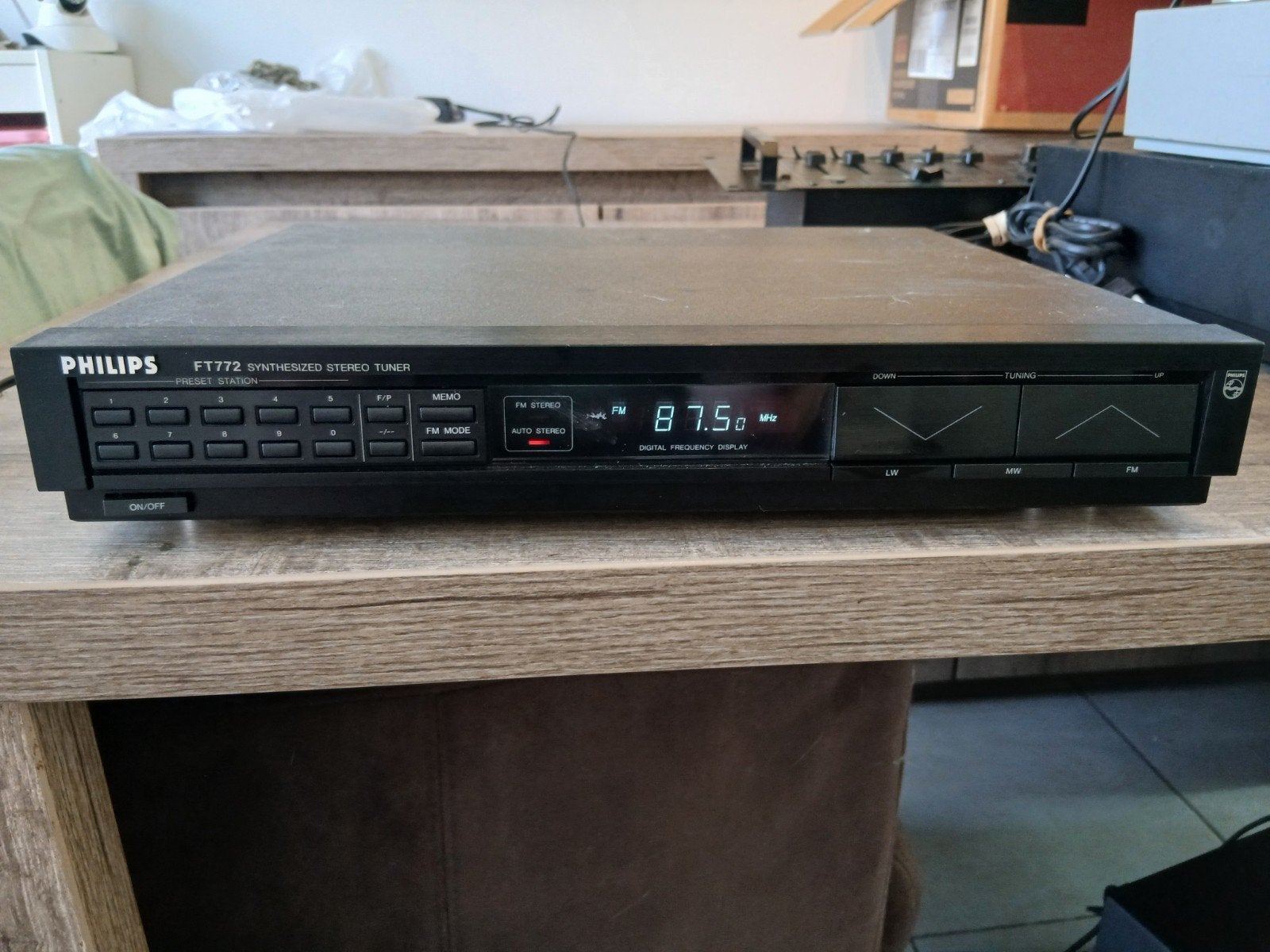 ​Philips FT772 Synthesized Stereo Tuner – Vintage –, TV, Hi-fi & Vidéo, Tuners, Enlèvement