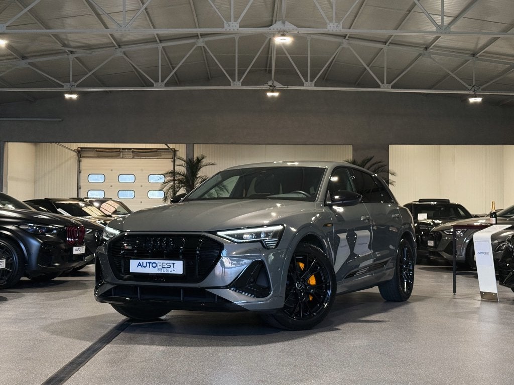 Audi E-Tron 50 Quattro S-Line ‘Black Edition’ Chronos Grey, Automaat, 230 kW, Cruise Control, 5 zetels