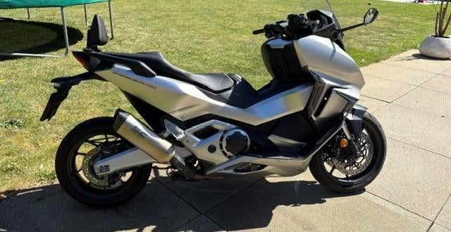 Honda Forza 750 (2021) – 13.310 km – Topstaat, 750 cc, Gebruikt, Particulier, Meer dan 35 kW