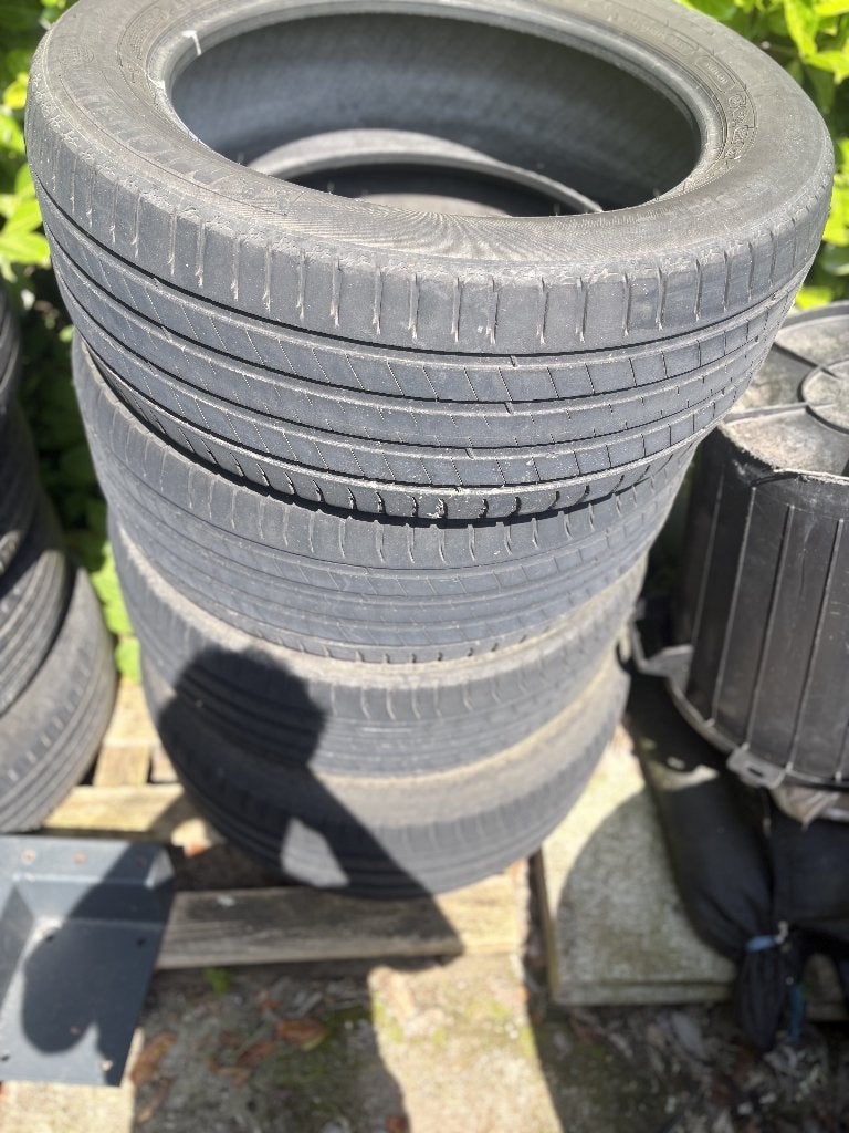 Zomerbanden Mercedes, Auto-onderdelen, Banden en Velgen, Gebruikt, 235 mm, Band(en), Personenwagen
