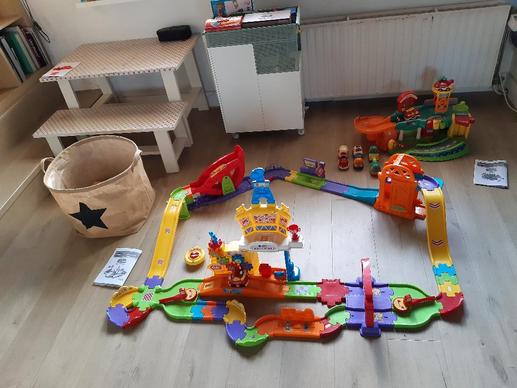 Vtech Race Circuit met RC raceauto, Enfants & Bébés, Jouets | Vtech, Comme neuf, 4 à 6 ans, Enlèvement