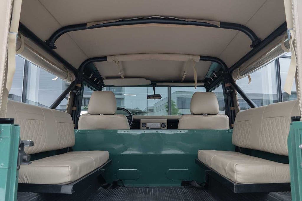 Land Rover Defender 90 200Tdi Cabrio - FULL nuts & bolt rest, foto 11